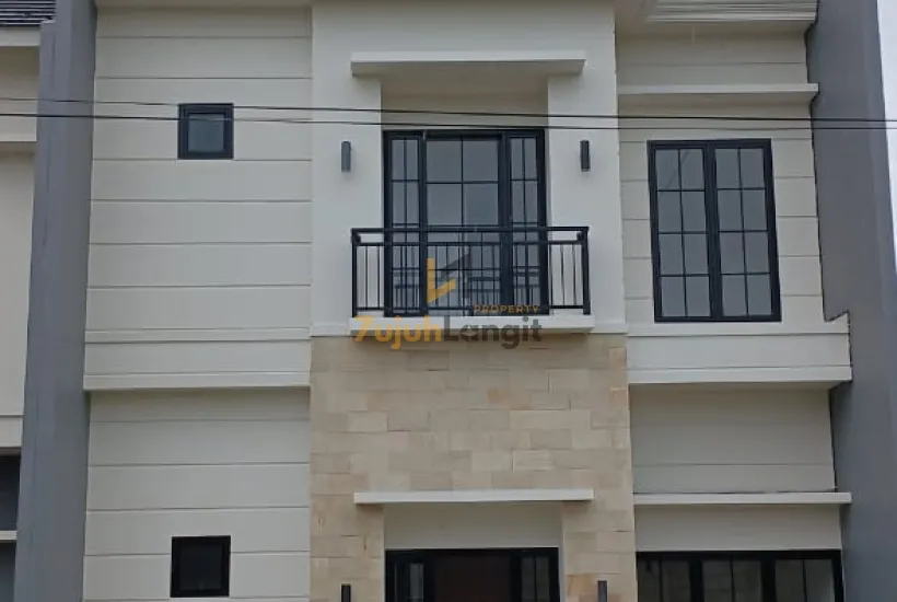 Di jual rumah di perumahan the green palapa Tangerang selatan