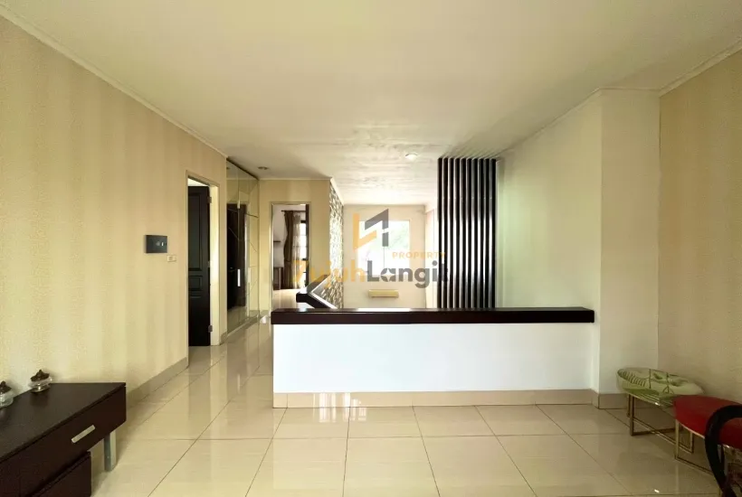 Dijual Rumah Modern 2 Lt 4 1KT  4 1KM Siap Huni